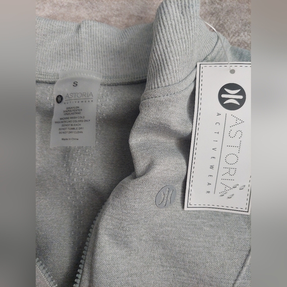 Astoria Velocity Zip Jacket - Picture 4 of 5